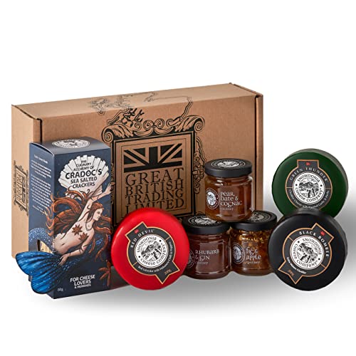 Snowdonia Cheese Gift Hamper with 3x Cheese Truckles, Crackers and 3x Snowdonia Chutney